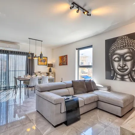 Luxury Swieqi - Adults 30 & Family Only 公寓