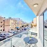 Apartman Luxury Swieqi - Adults 30 & Family Only