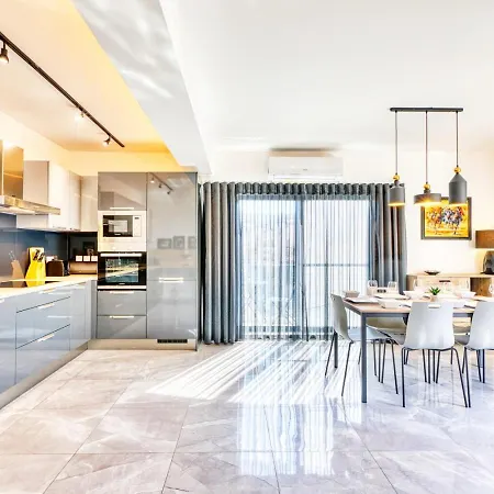 Luxury Swieqi - Adults And Families Only Is-Swieqi