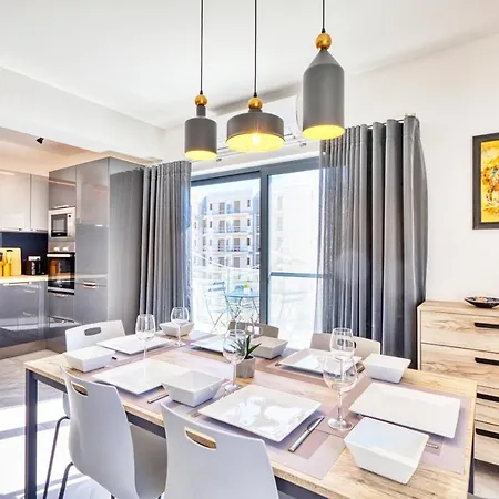 Apartman Luxury Swieqi - Adults 30 & Family Only *