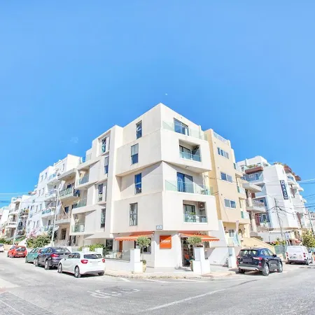 Luxury Swieqi - Adults 30 & Family Only Apartman Is-Swieqi