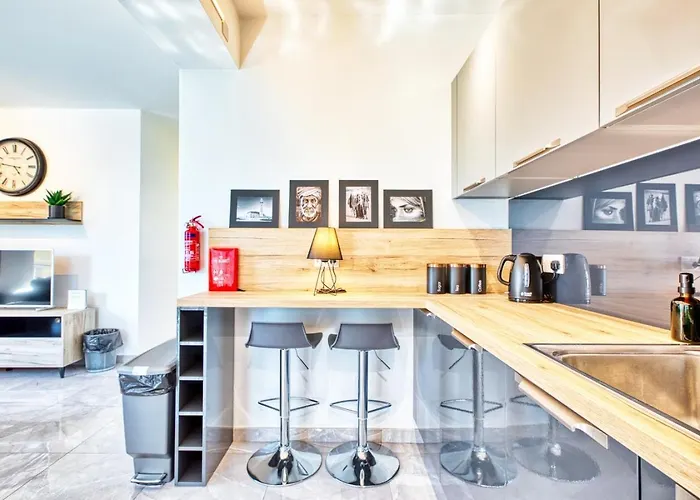 Luxury Apt Swieqi - Adults And Families Only Daire Is-Swieqi