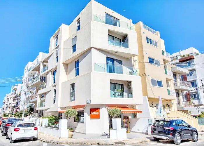 Luxury Apt Swieqi - Adults And Families Only